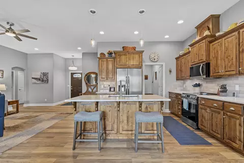 Kitchen - 3768 W River Rock St, Springfield, MO 65807 photo 1 of 7