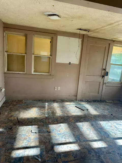 Other - 2326 N Jefferson Ave, Springfield, MO 65803 photo 3 of 6
