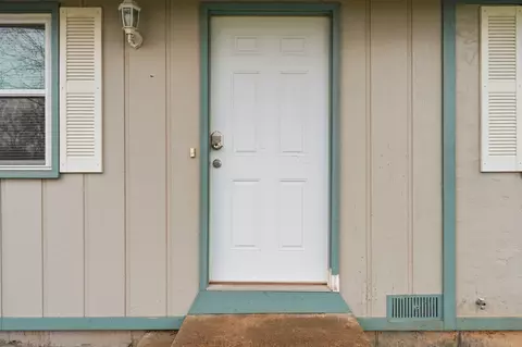Entry Way - 1706 N 16th St, Ozark, MO 65721 photo 1 of 3