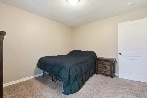 Bedroom - 1706 N 16th St, Ozark, MO 65721 photo 8 of 8
