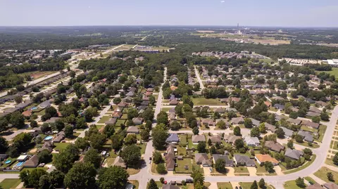 View/Area - 3619 W El Castile St, Springfield, MO 65807 photo 1 of 2