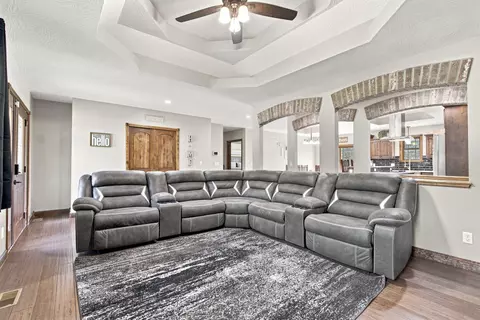 Living - 1295 Spring Vly, Marshfield, MO 65706 photo 1 of 5