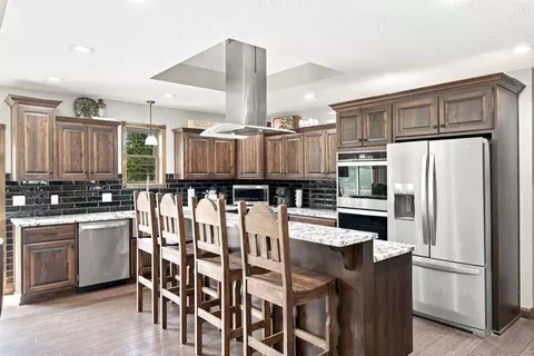 Kitchen - 1295 Spring Vly, Marshfield, MO 65706 photo 1 of 3