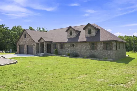 Exterior - 1295 Spring Vly, Marshfield, MO 65706 photo 3 of 7