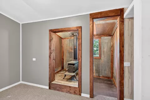 Entry Way - 1311 N Johnston Ave, Springfield, MO 65802 photo 5 of 6