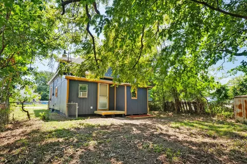 Exterior - 1311 N Johnston Ave, Springfield, MO 65802 photo 6 of 9