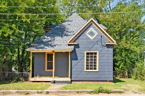 Exterior - 1311 N Johnston Ave, Springfield, MO 65802 photo 3 of 9