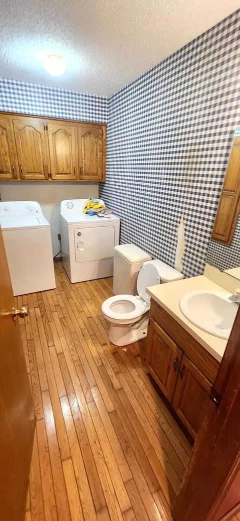 Other - 1811 E Holiday St, Springfield, MO 65804 photo 3 of 9