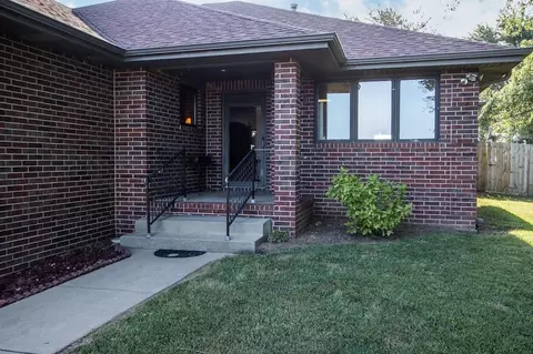 Exterior - 1002 S Hunt Rd, Willard, MO 65781 photo 5 of 22