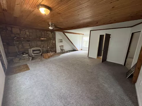 Living - 1003 Cedar Ave, Cabool, MO 65689 photo 1 of 4