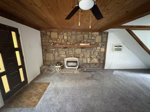 Living - 1003 Cedar Ave, Cabool, MO 65689 photo 4 of 4