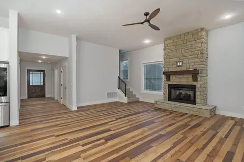 Living - 855 E Ashford Ave, Nixa, MO 65714 photo 1 of 3