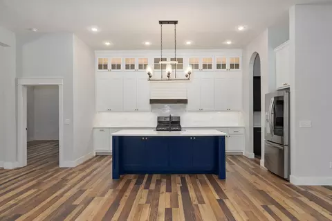Kitchen - 855 E Ashford Ave, Nixa, MO 65714 photo 2 of 4