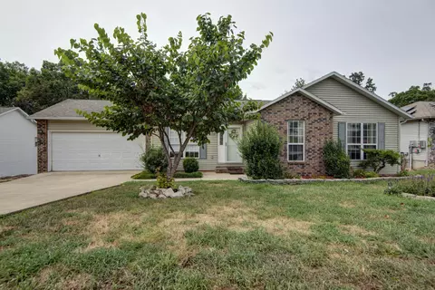 Exterior - 220 Blossom Vly, Branson, MO 65616 photo 5 of 5