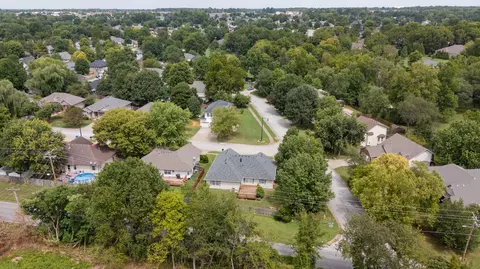 View/Area - 2226 E Kathryn Dr, Republic, MO 65738 photo 3 of 7