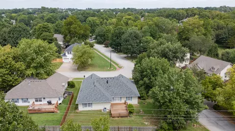 View/Area - 2226 E Kathryn Dr, Republic, MO 65738 photo 5 of 7