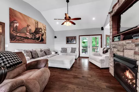 Living - 11423 Benjamin, Republic, MO 65738 photo 1 of 4