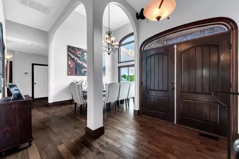 Entry Way - 11423 Benjamin, Republic, MO 65738 photo 3 of 6