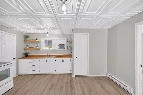 Kitchen - 438 Lucas St, Marshfield, MO 65706 photo 2 of 2