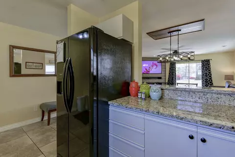 Kitchen - 39 Fall Creek Trl #1, Branson, MO 65616 photo 2 of 3