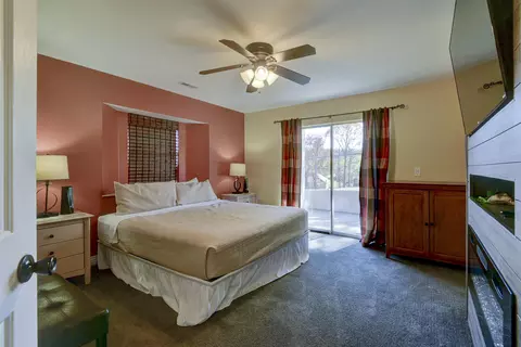 Bedroom - 39 Fall Creek Trl #1, Branson, MO 65616 photo 1 of 7
