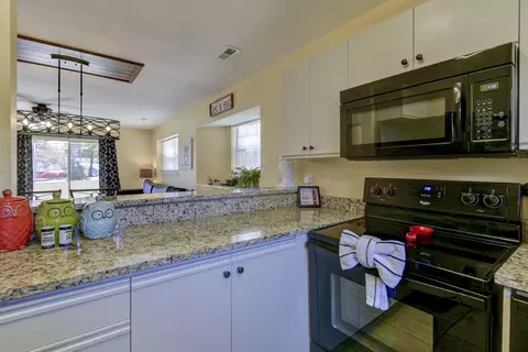 Kitchen - 39 Fall Creek Trl #1, Branson, MO 65616 photo 3 of 3