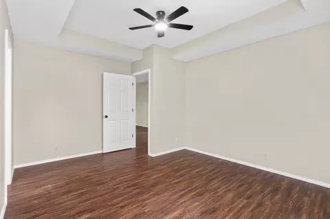 Bedroom - 2647 N Fort Ave, Springfield, MO 65803 photo 2 of 3