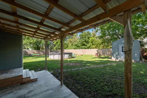 Exterior - 178 South Ave, Sparta, MO 65753 photo 6 of 8