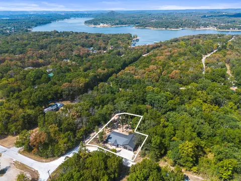 View/Area - 815 Fish N Fun Dr, Shell Knob, MO 65747 photo 3 of 9