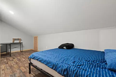 Bedroom - 815 Fish N Fun Dr, Shell Knob, MO 65747 photo 5 of 5