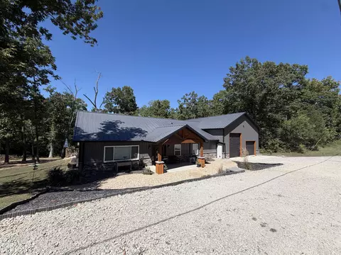 815 Fish N Fun Dr, Shell Knob, MO 65747 photo 4