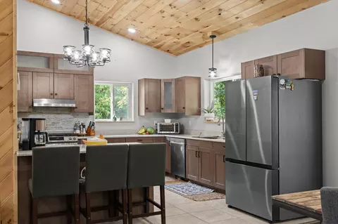 Kitchen - 815 Fish N Fun Dr, Shell Knob, MO 65747 photo 1 of 4