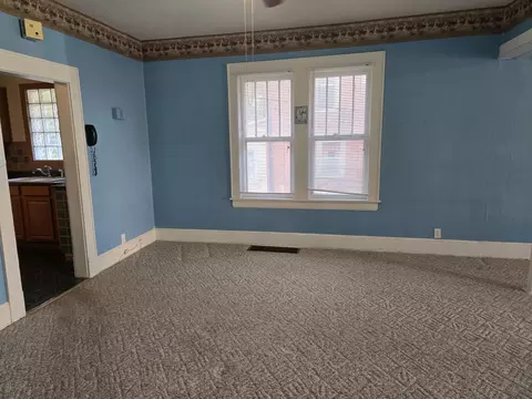 Living - 1224 N Broadway Ave, Springfield, MO 65802 photo 3 of 6