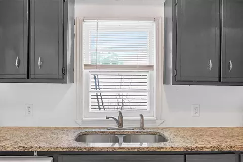 Kitchen - 1327 N Marion Ave, Springfield, MO 65802 photo 2 of 3