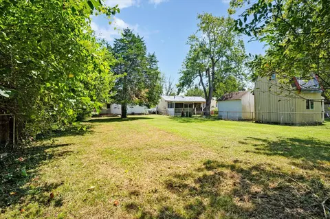 Exterior - 1327 N Marion Ave, Springfield, MO 65802 photo 8 of 11