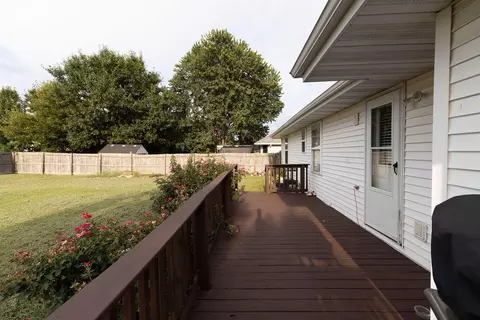 Exterior - 1331 W Turnberry Blvd, Ozark, MO 65721 photo 6 of 7