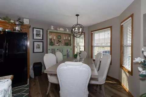 Dining - 1331 W Turnberry Blvd, Ozark, MO 65721 photo 1 of 1
