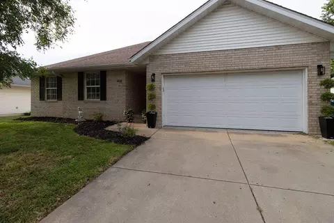 Exterior - 1331 W Turnberry Blvd, Ozark, MO 65721 photo 2 of 7