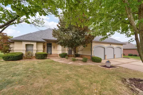 Exterior - 3649 E Kensington Dr, Springfield, MO 65802 photo 2 of 12