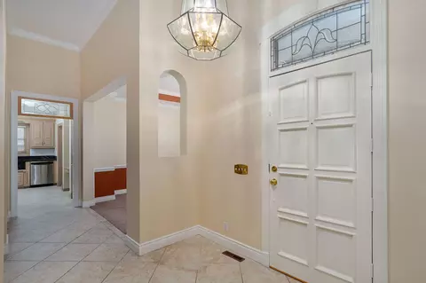 Entry Way - 3649 E Kensington Dr, Springfield, MO 65802 photo 2 of 3