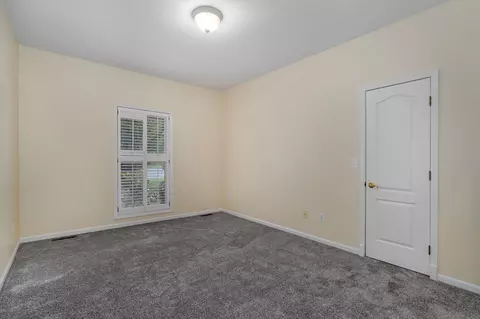 Bedroom - 3649 E Kensington Dr, Springfield, MO 65802 photo 2 of 2