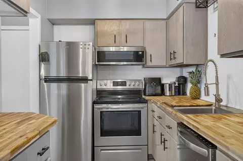Kitchen - 259 Buckingham Dr, Branson, MO 65616 photo 1 of 5