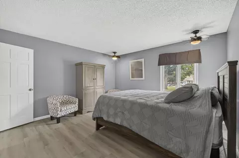 Bedroom - 259 Buckingham Dr, Branson, MO 65616 photo 4 of 4