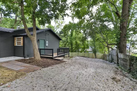 Exterior - 701 E Oak St, Ozark, MO 65721 photo 4 of 9