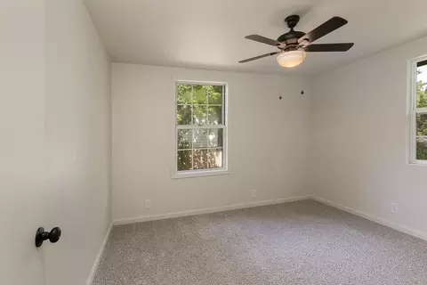 Bedroom - 701 E Oak St, Ozark, MO 65721 photo 2 of 5