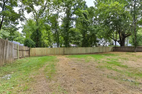 Exterior - 701 E Oak St, Ozark, MO 65721 photo 9 of 9