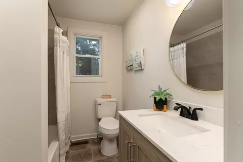 Bath - 701 E Oak St, Ozark, MO 65721 photo 1 of 1