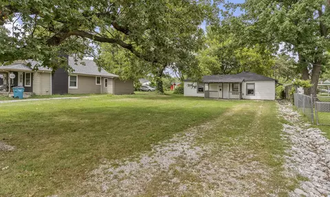 Exterior - 1815 W Webster St, Springfield, MO 65802 photo 4 of 7