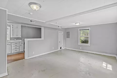 Living - 1815 W Webster St, Springfield, MO 65802 photo 1 of 4