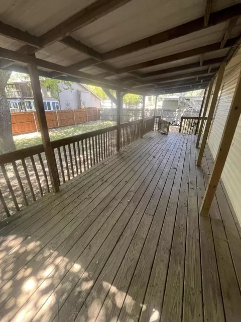 Exterior - 1023 S Oak Grove Ave, Springfield, MO 65804 photo 2 of 2